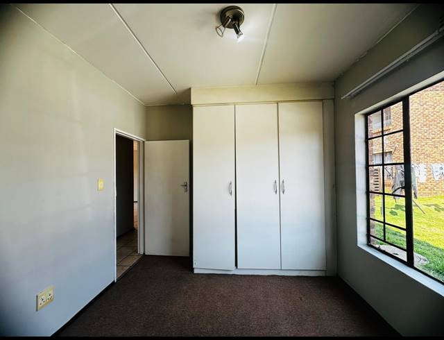 2 BEDROOM APARTMENT FOR SALE IN SONNEVELD